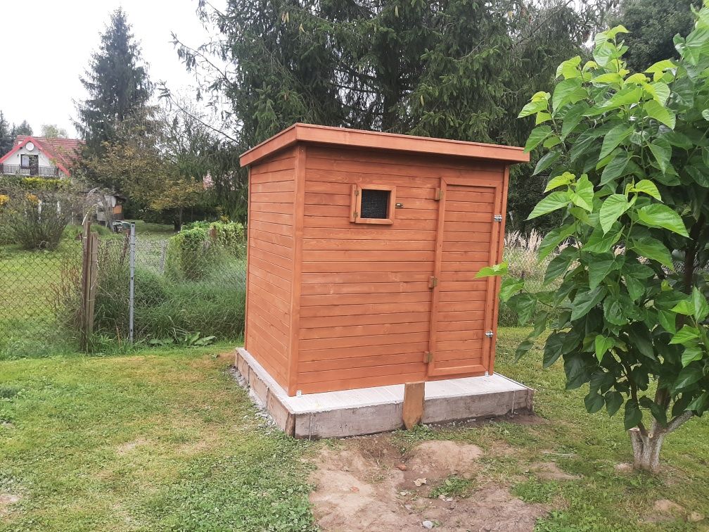 Kurnik dla kur drewniany