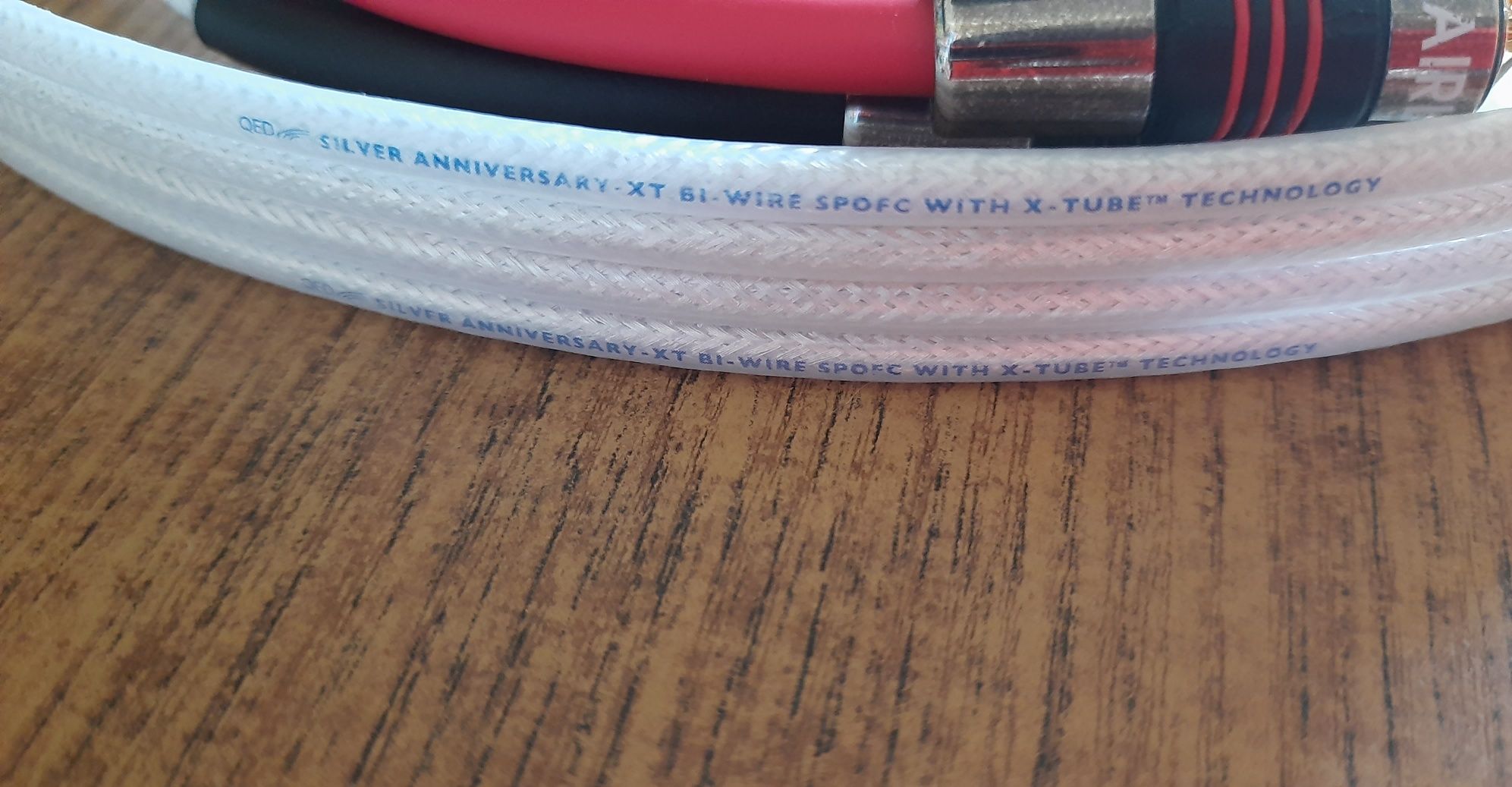 Qed Silver Anniversary XT Bi-Wire акустический кабель