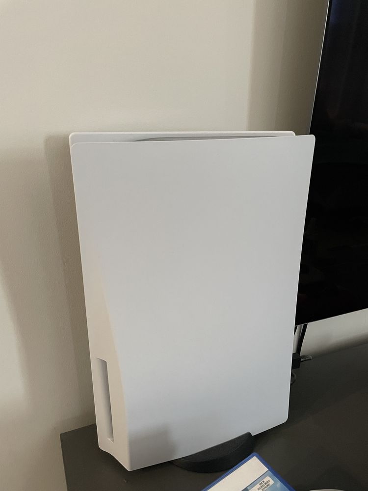 PlayStation 5 (PS5) 1Tb – Używana, wersja z napędem, w dobrym stanie