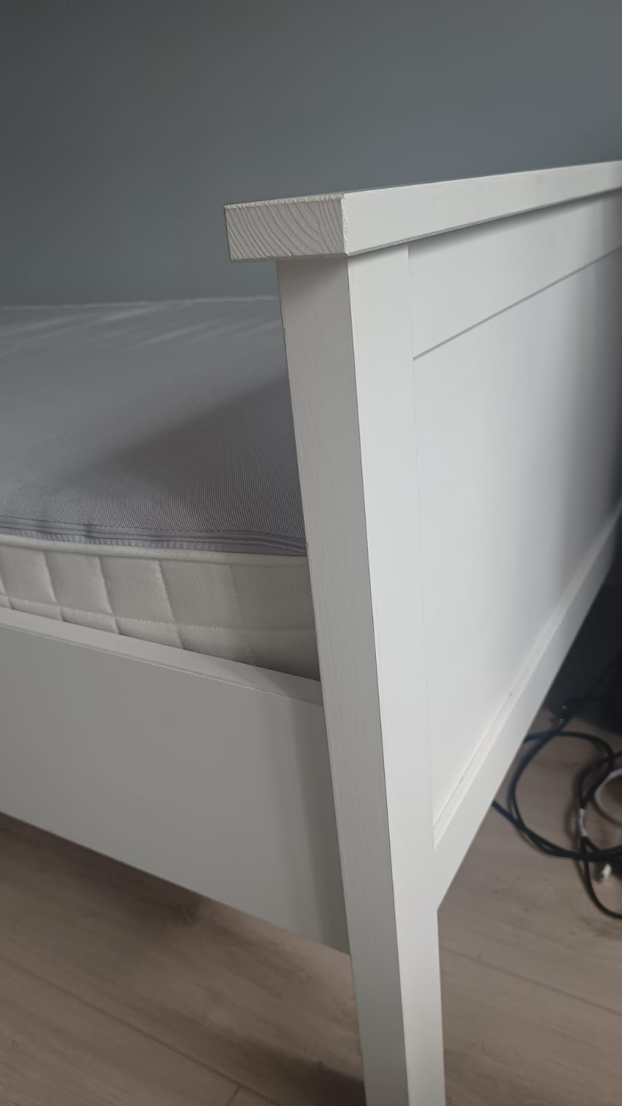Łóżko IKEA białe