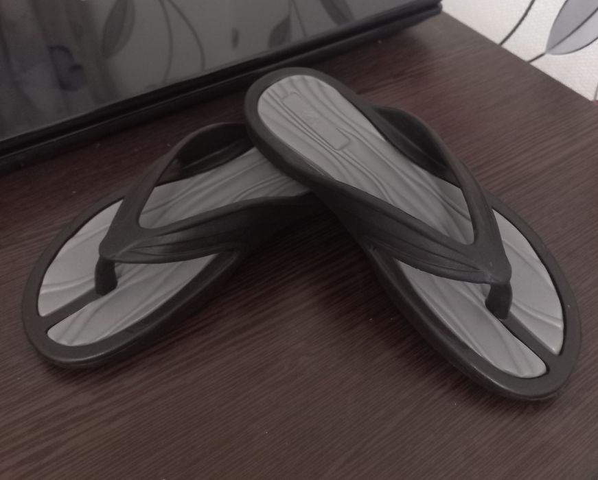 Продам детские вьетнамки