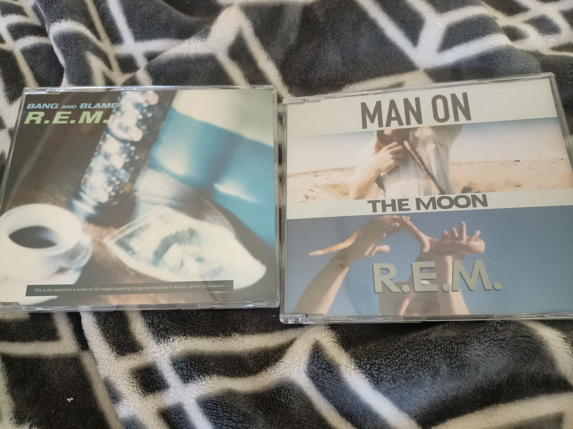 R.E.M. - 2 x CD 
R.E.M. - Bang And