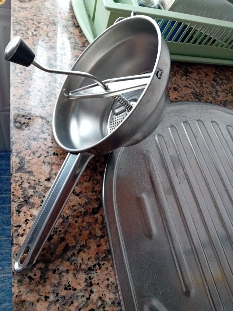 Passe-vite em inox.