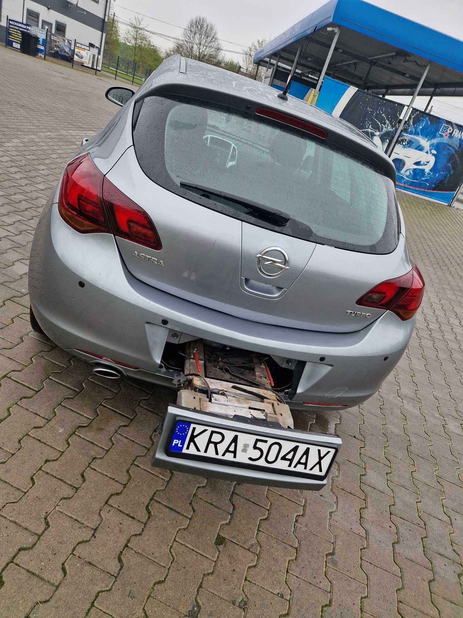 Opel Astra J 1.4 turbo