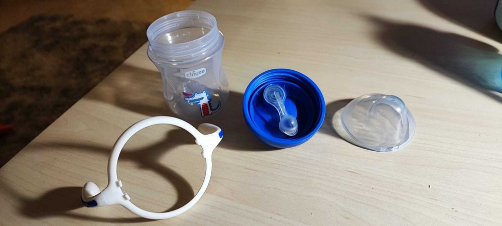 Copo biberão Chicco + oferta copo biberão Philips Avent