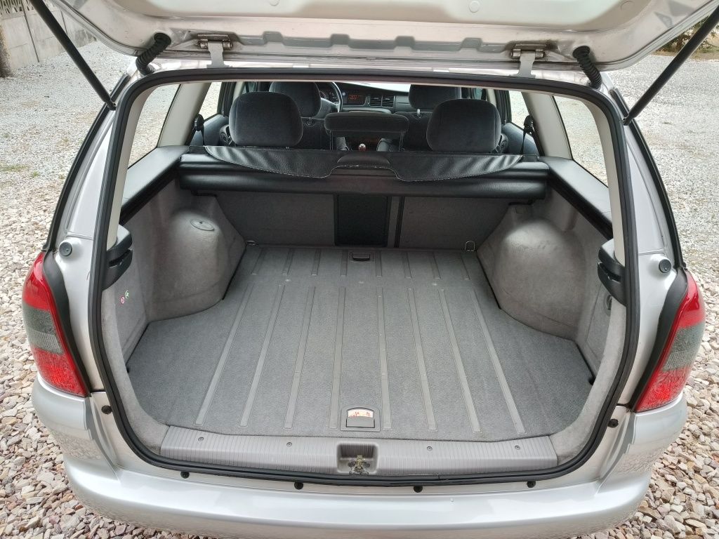 OPEL VECTRA • 2.0 Benzyna • Niski Przebieg • Unikat z Niemiec