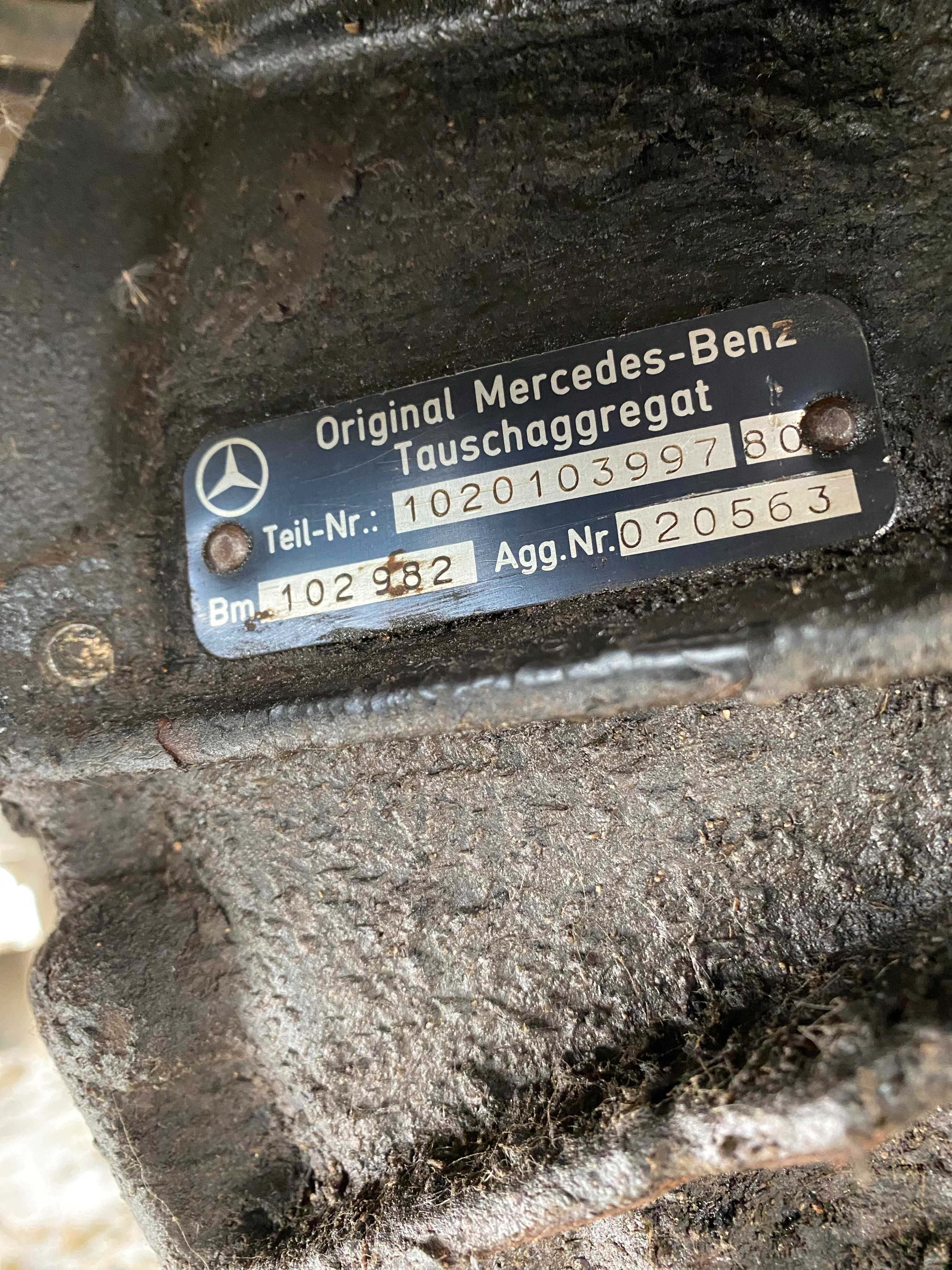 Двигун  Мотор Мерседес М 102  Mercedes Benz 2.3  бензин 510 410 102982