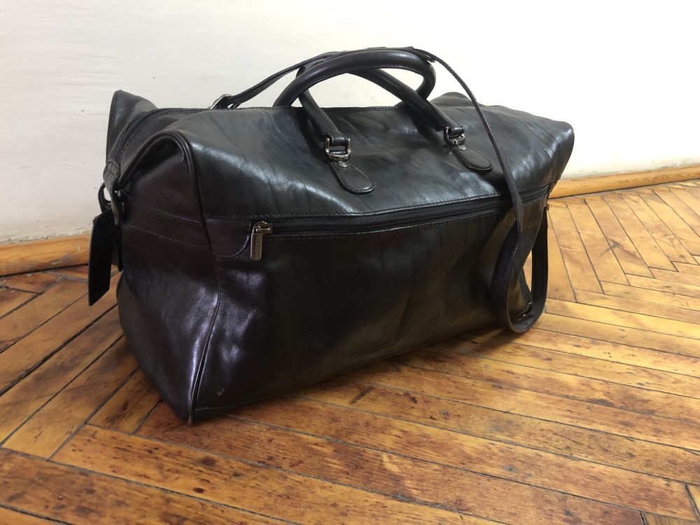 Кожанная дорожная сумка на молнии Tony Perotti АРТ: 8023SB-I