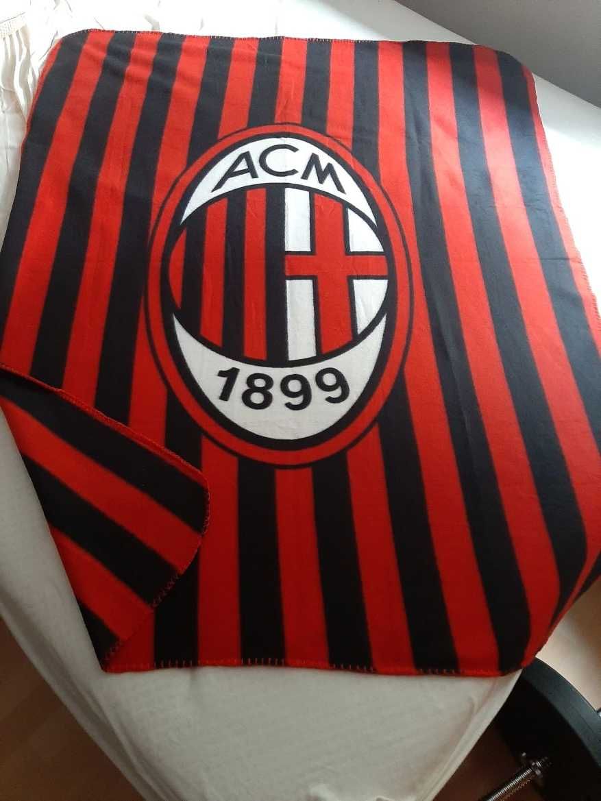 Koc polarowy AC Milan