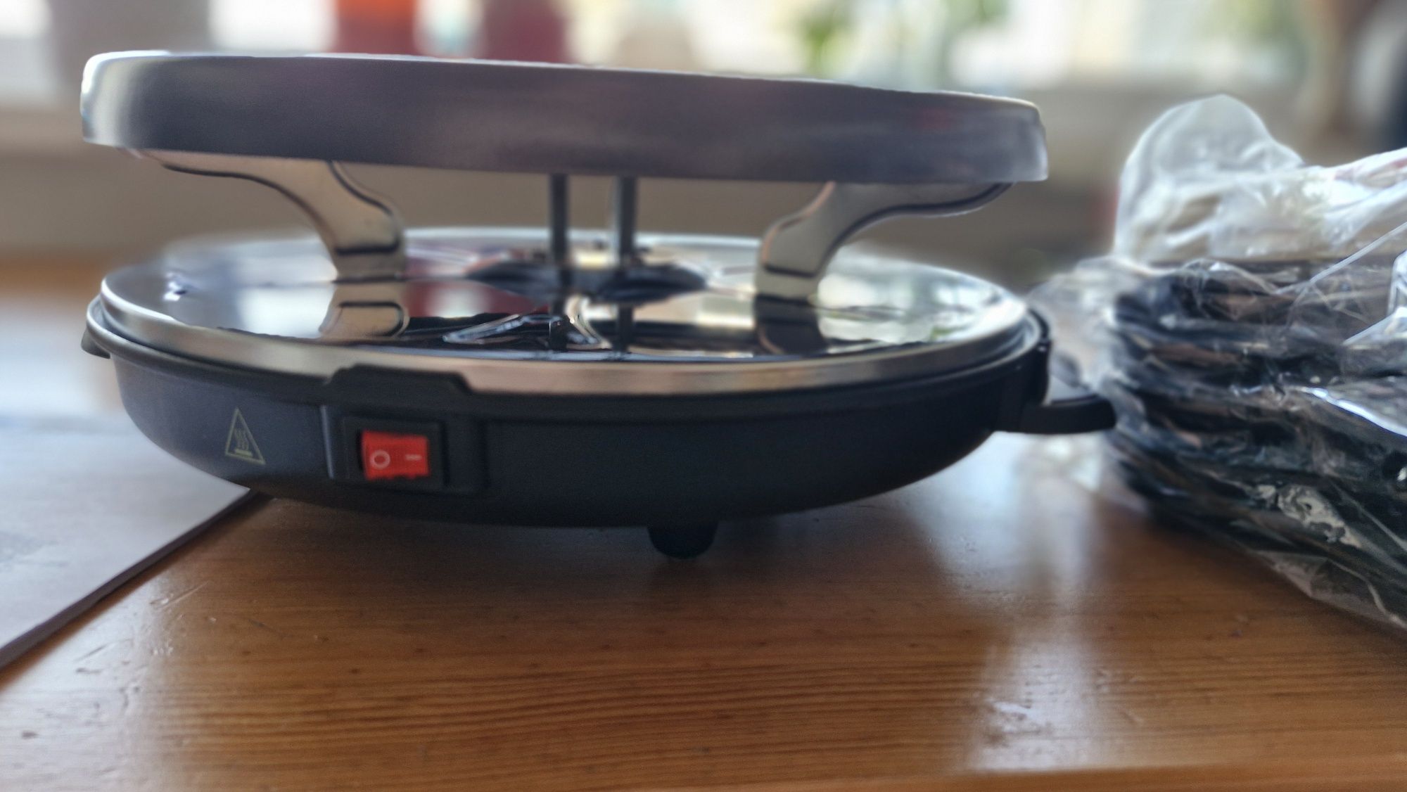 Grill elektryczny raclette dla 6 osób 30cm 800W