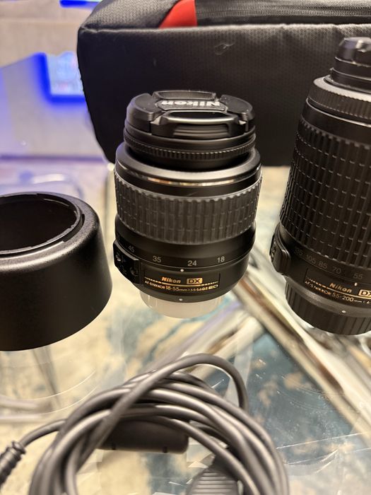 Vendo maquina fotografica Nikon D5100 com varios acessorios