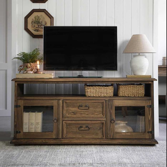 Drewniana szafka pod telewizor, rtv w stylu wiejskim do salonu