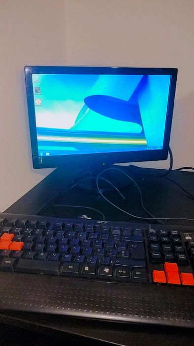 Windows 7 Desktop Computer64354259821059124