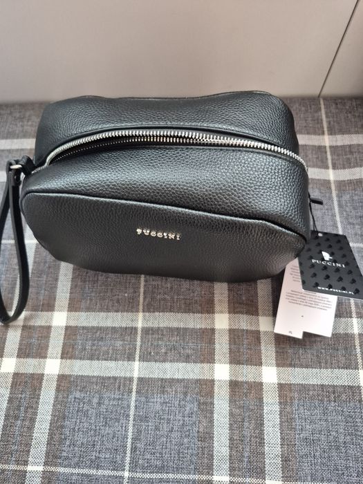 Puccini kosmetyczka czarna oryginal praktyczna wyjazd domowa Nowa