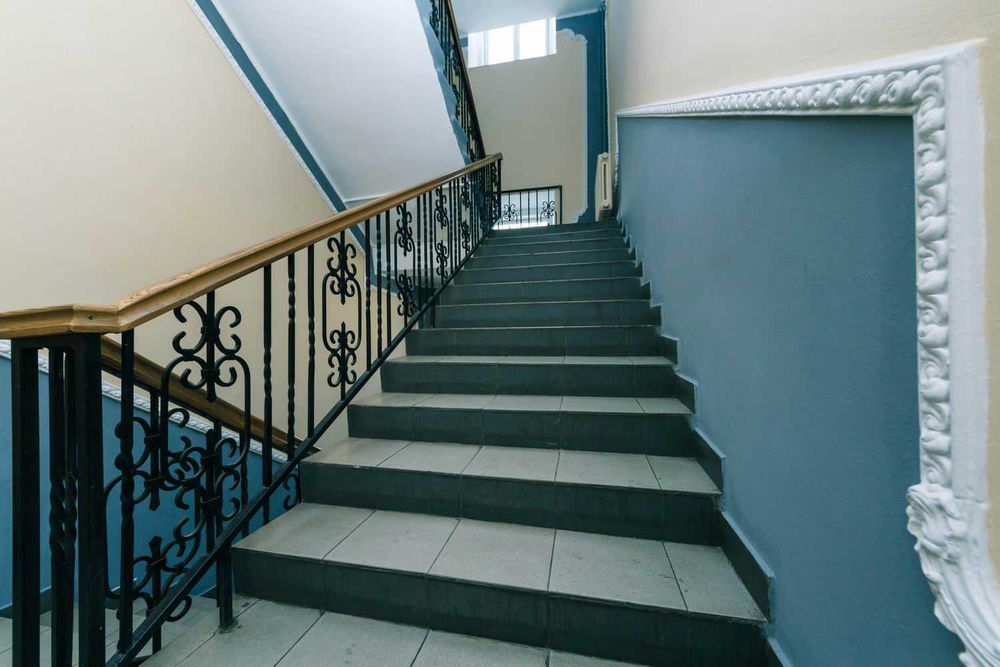 4к Жилянська 7, метро Олімпійська, Палац спорту