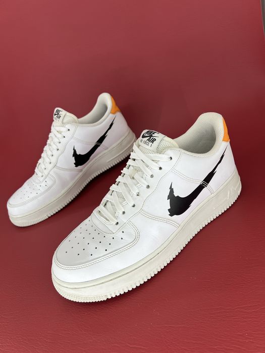 Чоловічі кросівки Nike Air Force 1 07 DV6483 100