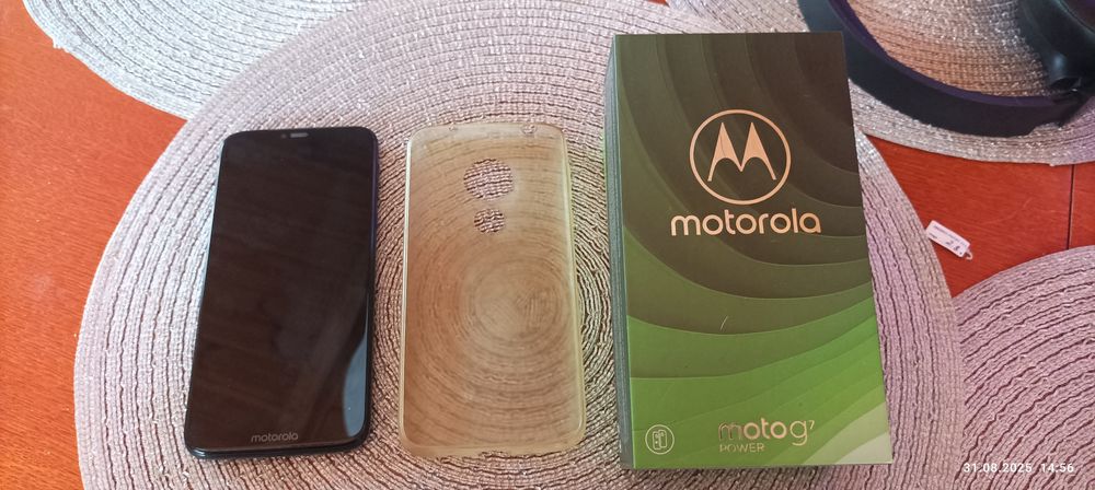 Smartfon telefon Motorola g7 plus 4 + 64GB  stan idealny