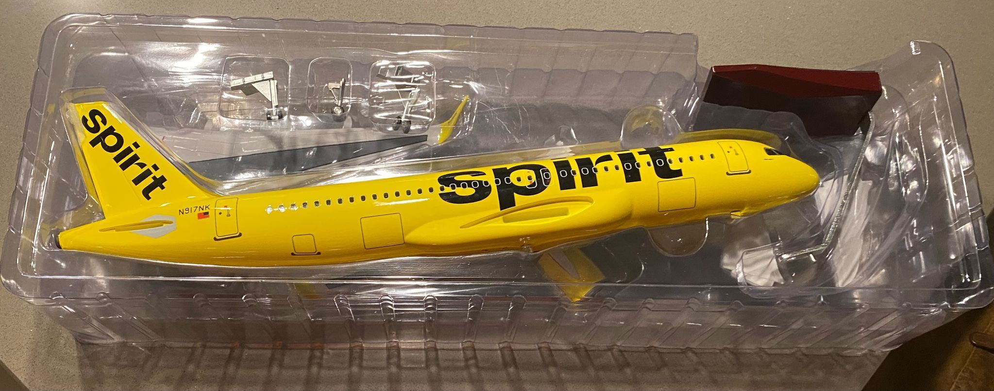 1:80 The USA Spirit Airplane Passenger Plane