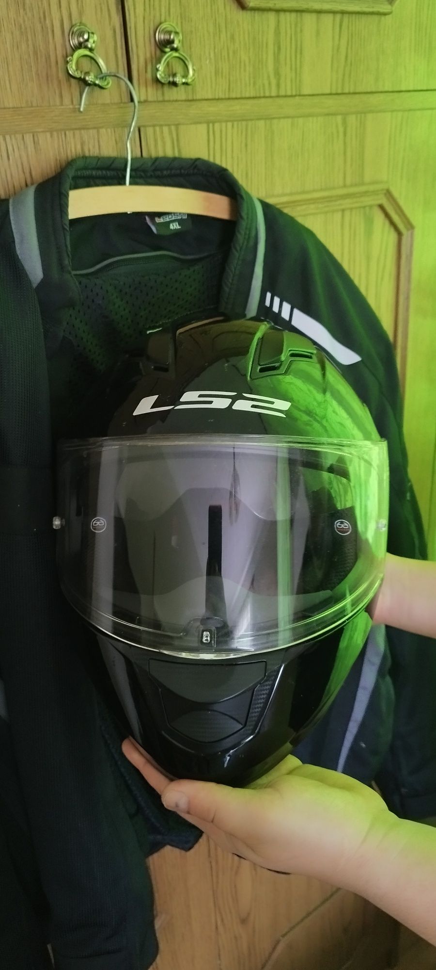 Sprzedam kask na motor