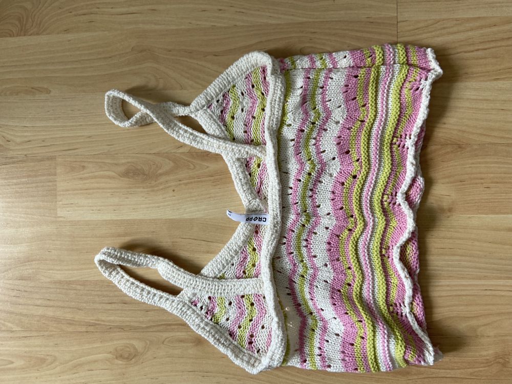 sweterkowy top cropp