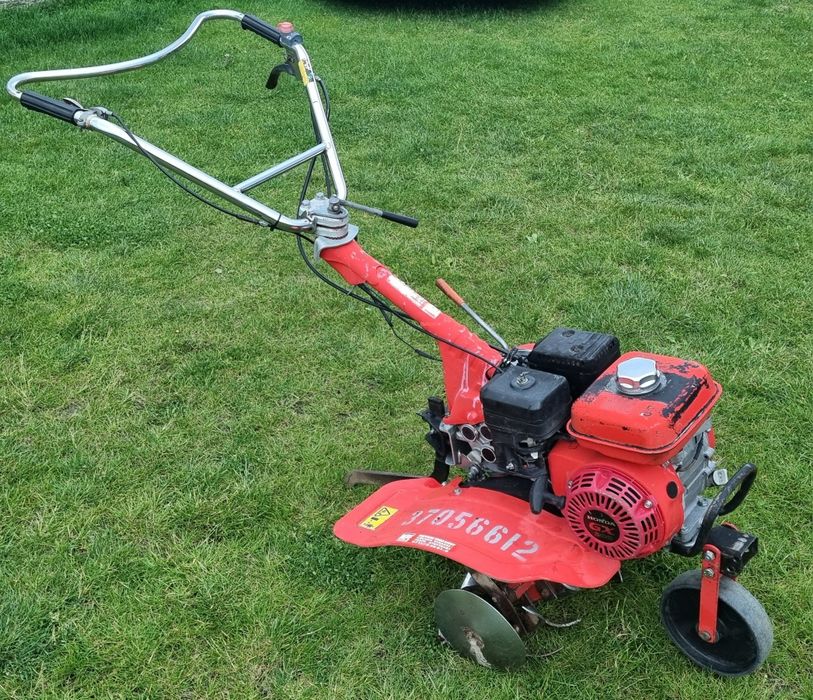 Glebogryzarka HONDA biegi