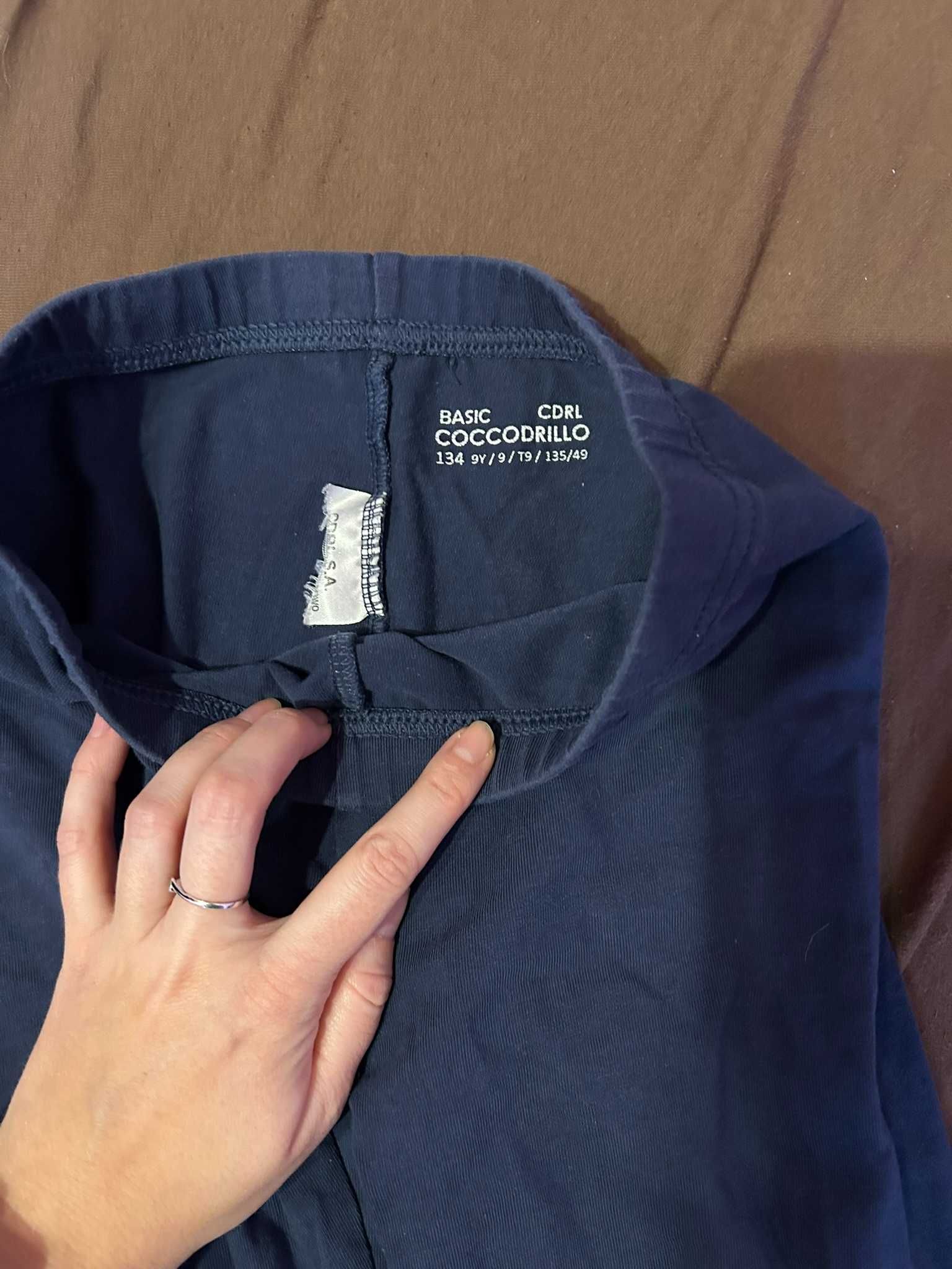 Spodnie legginsy dziewczęce granatowe coccodrillo basic 134 8-9lat