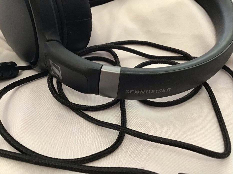 Наушники для аудиофилов Sennheiser HD 450 BT