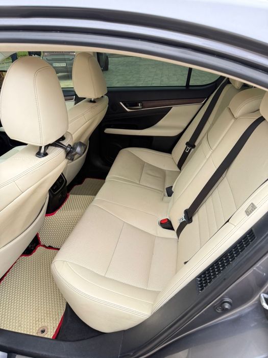 Lexus GS450h 2016 року