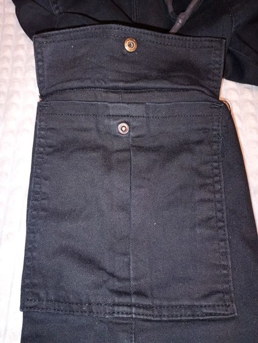 Чорні штани карго