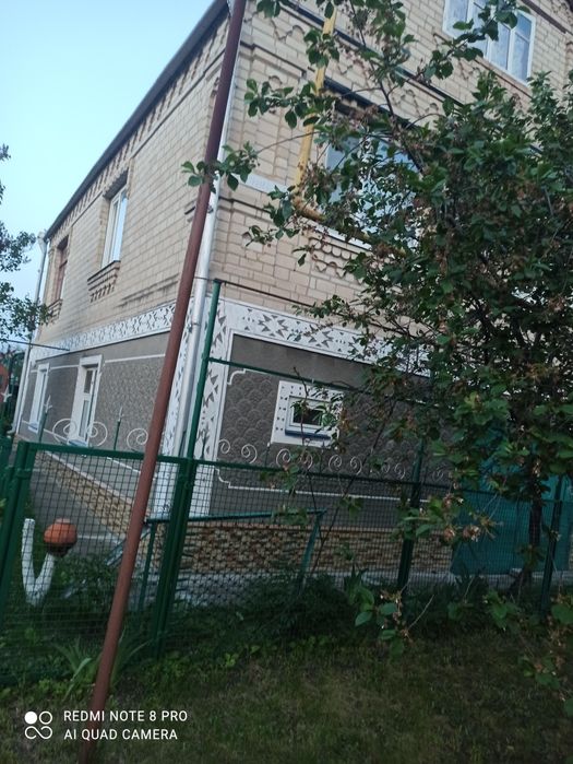 Продам двухэтажный дом