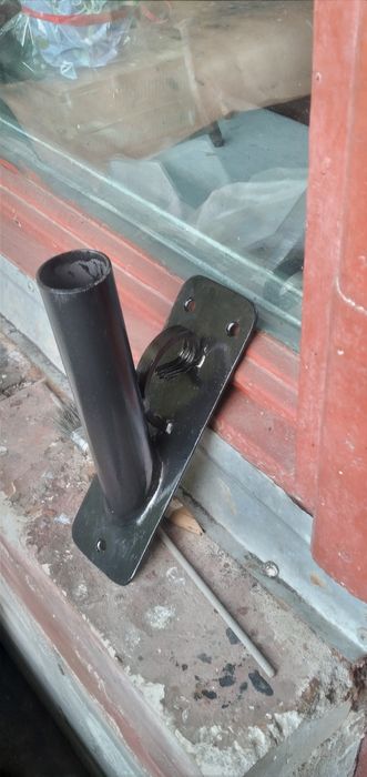 Продам флагшток з кованим елементом