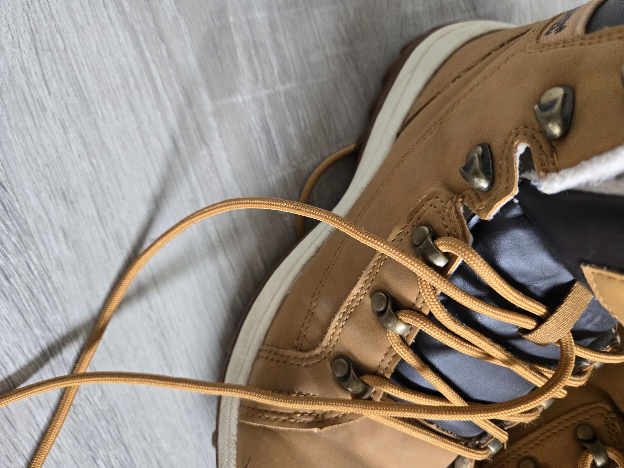 Buty używane 42 wyprzedaż