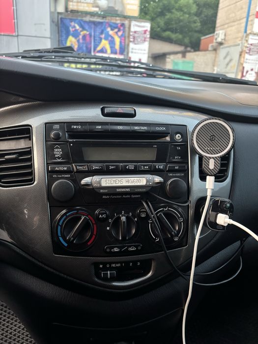 Продам власне авто Mazda MPV 2.0 дизель 2004 р.в.