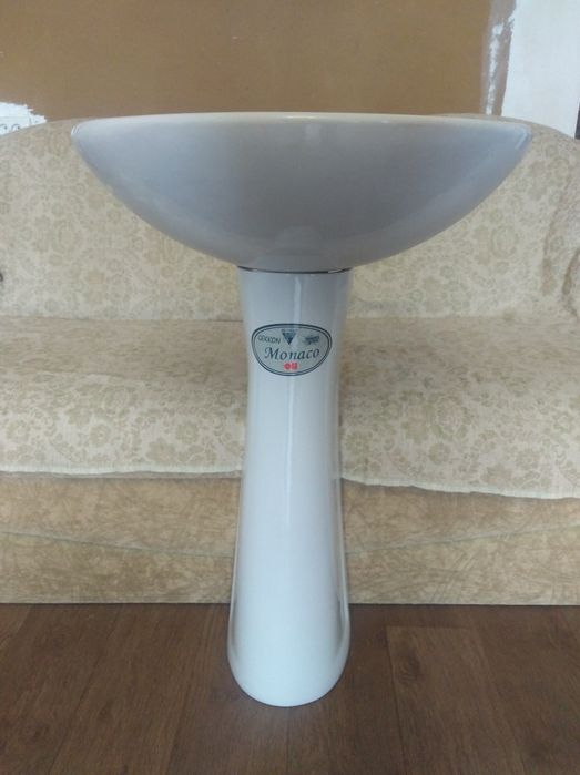 Раковина умывальник пьедестал в ванную