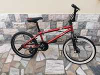 Bicicleta BMX B-Twin