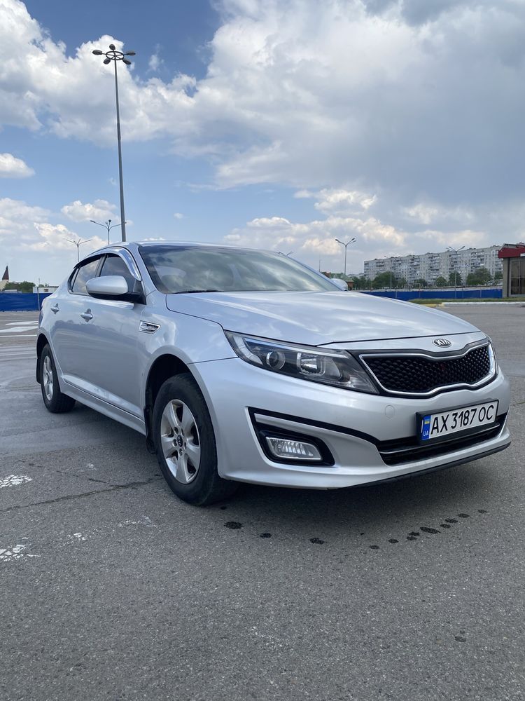 Продам kia k5 (optima)