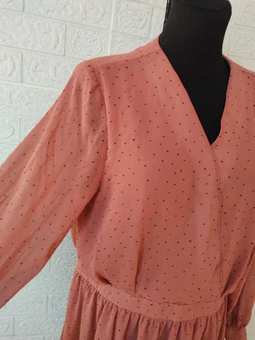 Sukienka koktajlowa wizytowa rozmiar 46 Monnari cena 38 zł