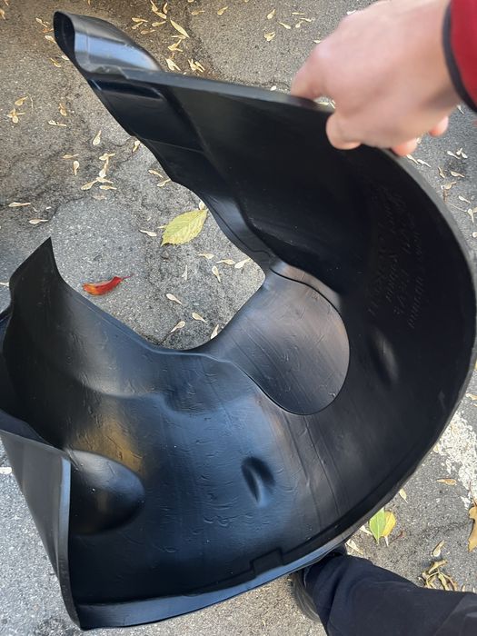 Підкрилки передні nissan leaf