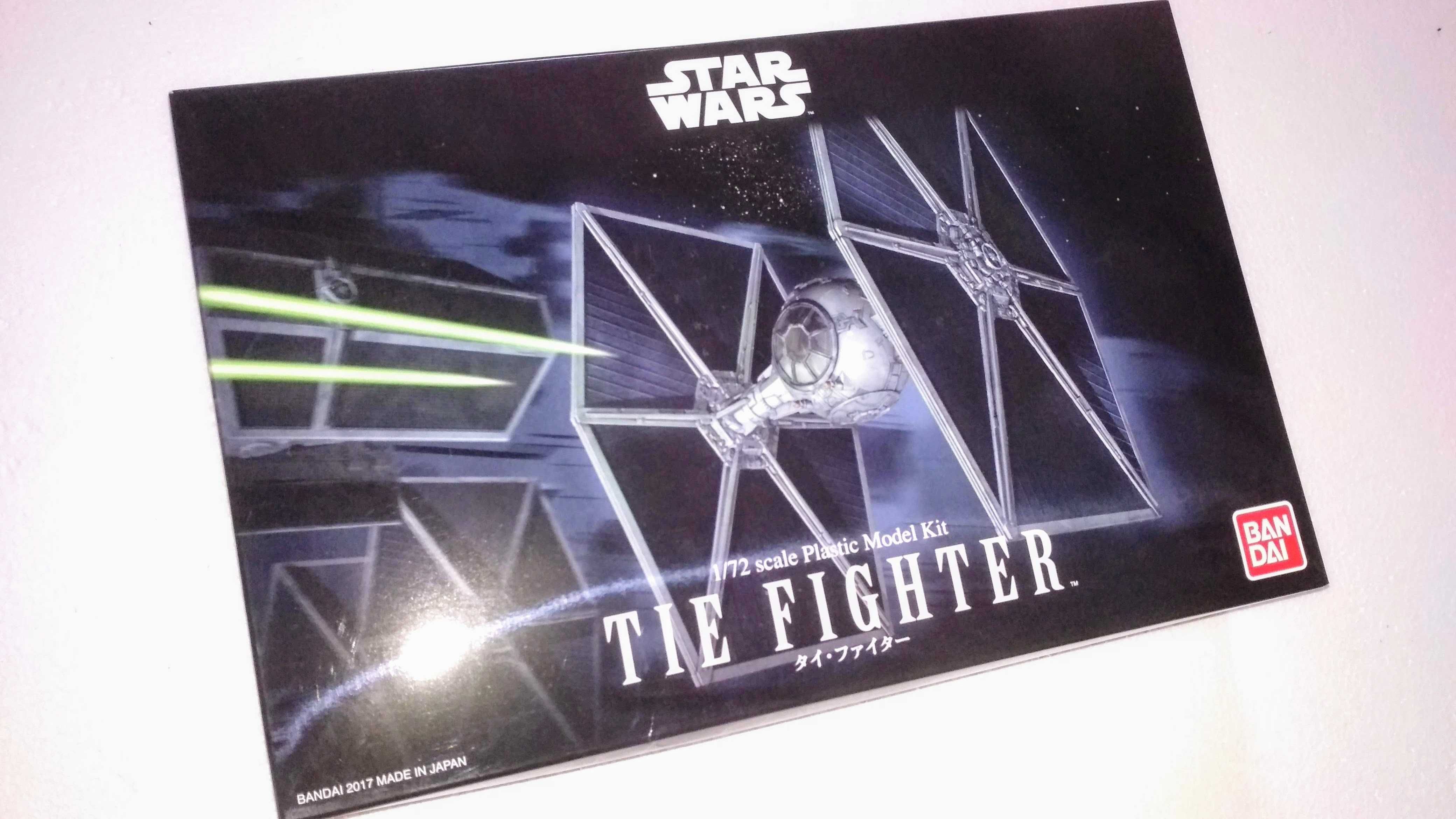 Model plastikowy Bandai Revell Star Wars 1:72 Tie Fighter - Nowy