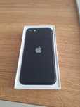 iPhone SE bez kabli w zestawie