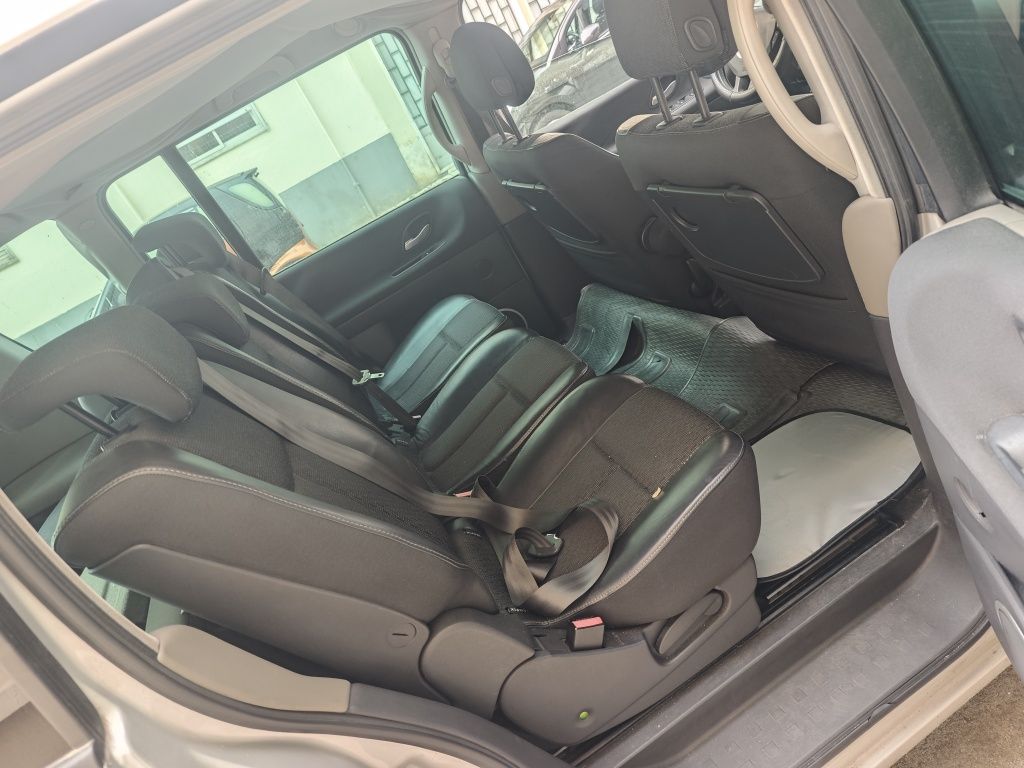 Renault Espace 1.9 DCI – 7 Lugares 270.000KLM