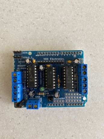Модуль керування двигунами для arduino