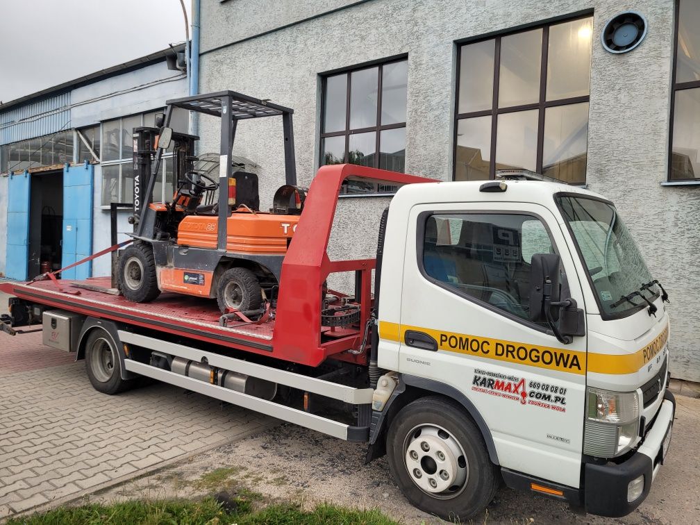 Transport autolaweta pomocy drogowa holowanie S8