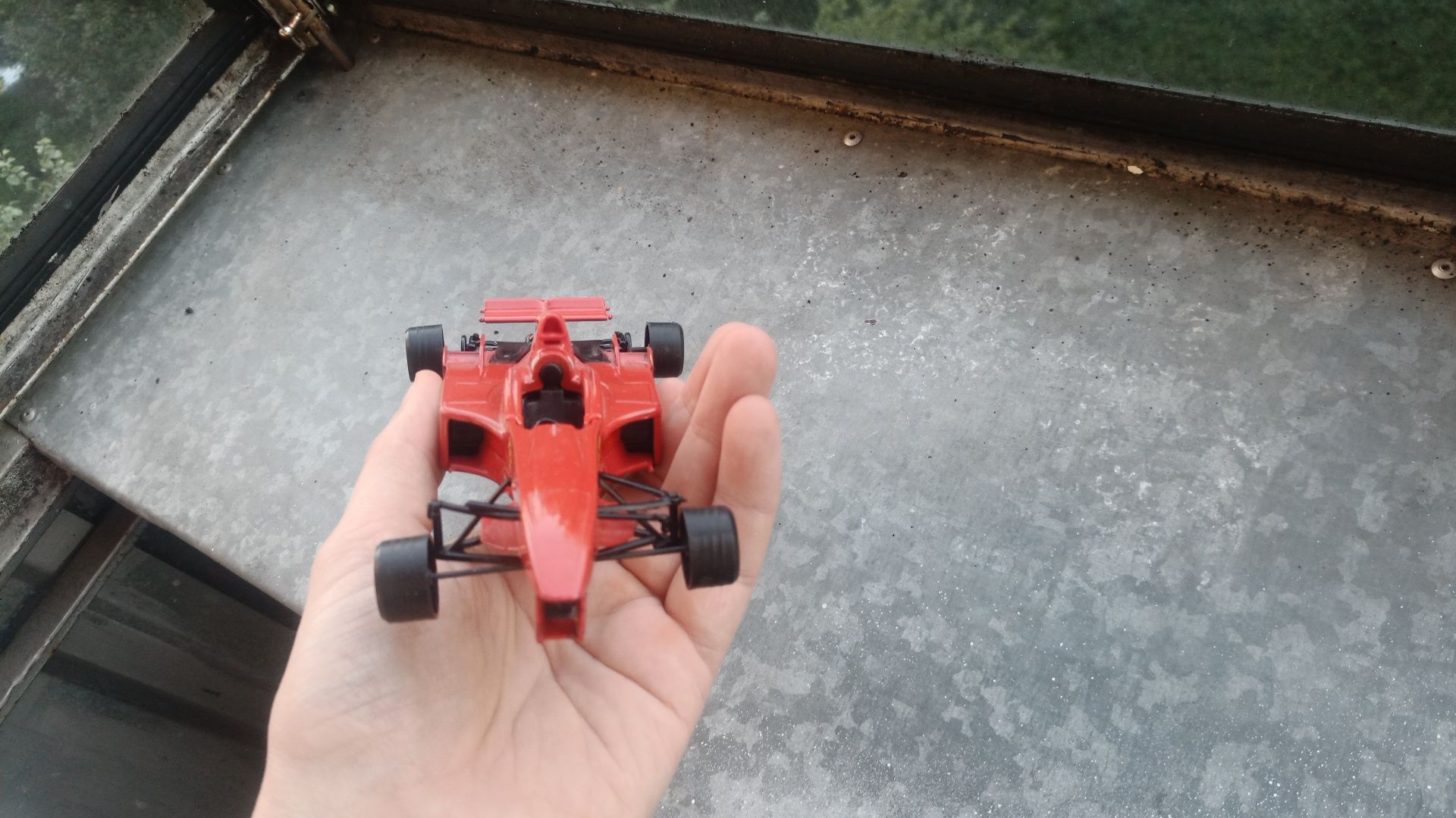 Модель 1:24 Formula 1, Burago машинка металічна близько 18см