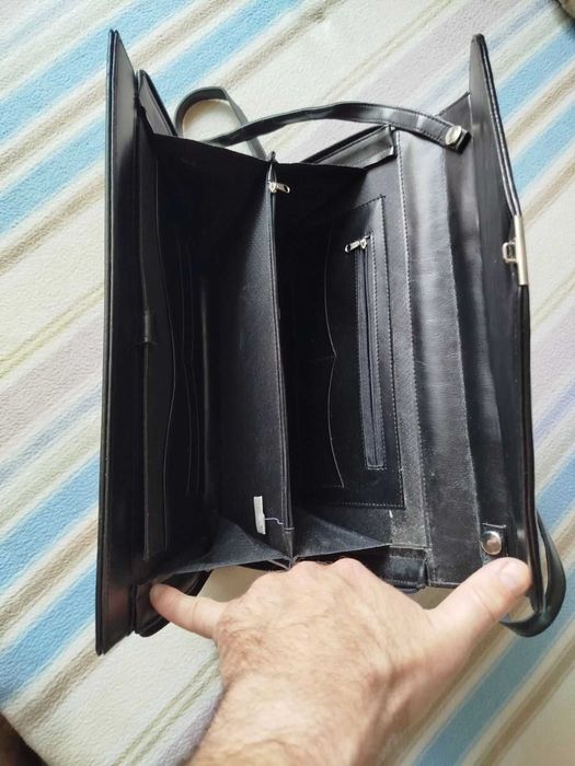 Портфель для документів