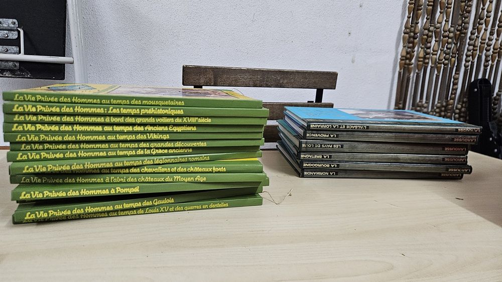 Lote de +200 livros em francês