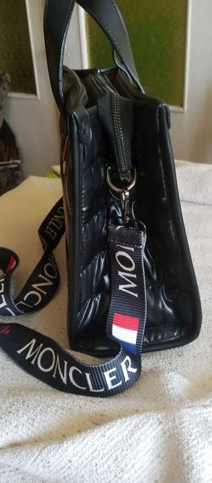 Жіноча сумка Moncler