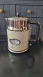 Czajnik russell hobbs retro