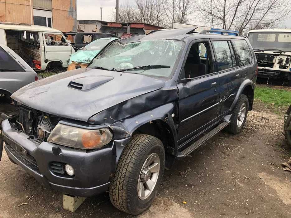 Бампер Mitsubishi Pajero Sport розборка шрот