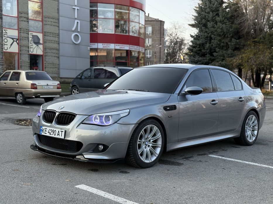 BMW E60 3.0 Бензин 2005 г